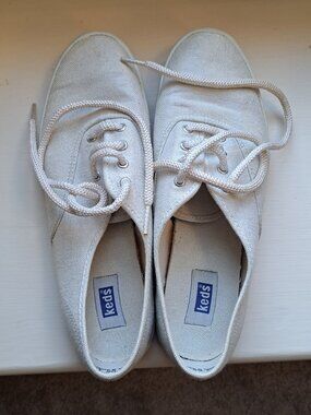 Vintage white glitter Keds